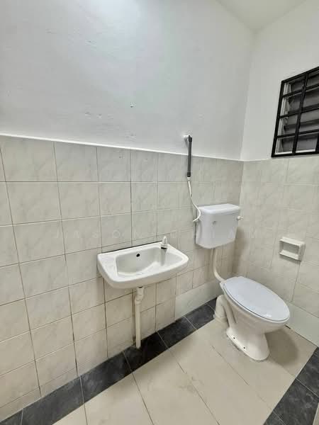 Rumah Teres 2 Tingkat untuk Dijual di Taman Molek (Johor Bahru) - Jason Chiam - PropertyGuru.com.my