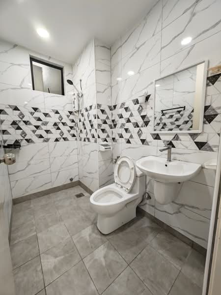 Kondominium untuk Disewa di Upper East @ Tiger Lane - Kelvin Chong - Bathroom - PropertyGuru.com.my