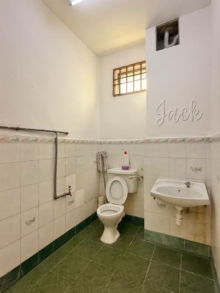 Rumah Teres 2 Tingkat untuk Disewa di Taman Perai Utama (Perai) - Jack Ng - Bathroom - PropertyGuru.com.my