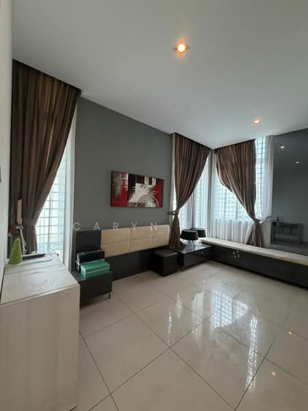 Rumah Banglo untuk Dijual di Taman Suria (Johor Bahru) - Caryn Ter - Bedroom - PropertyGuru.com.my