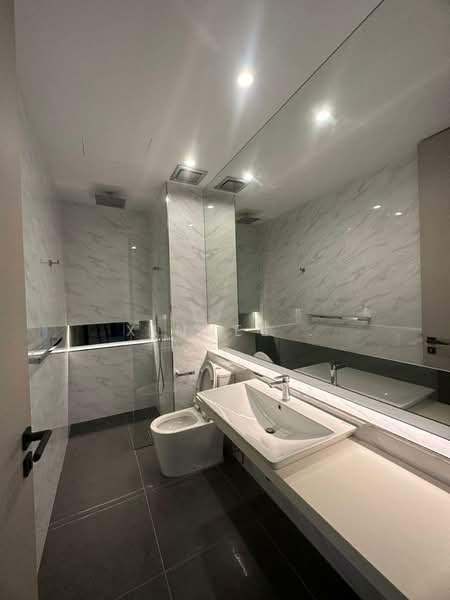 Service Residence for Rent at City of Dreams - Xinnee . - Bathroom - PropertyGuru.com.my