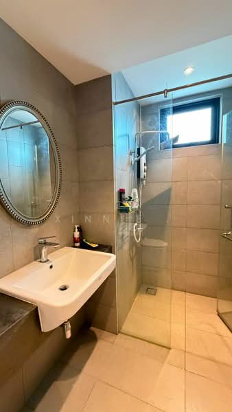 Kondominium untuk Disewa di Waterside Residence - Xinnee . - Bathroom - PropertyGuru.com.my