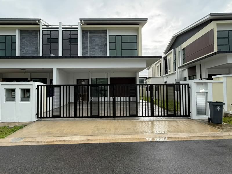 Cluster House for Sale in Johor Bahru (Johor) - Terry Tan - Exterior - PropertyGuru.com.my