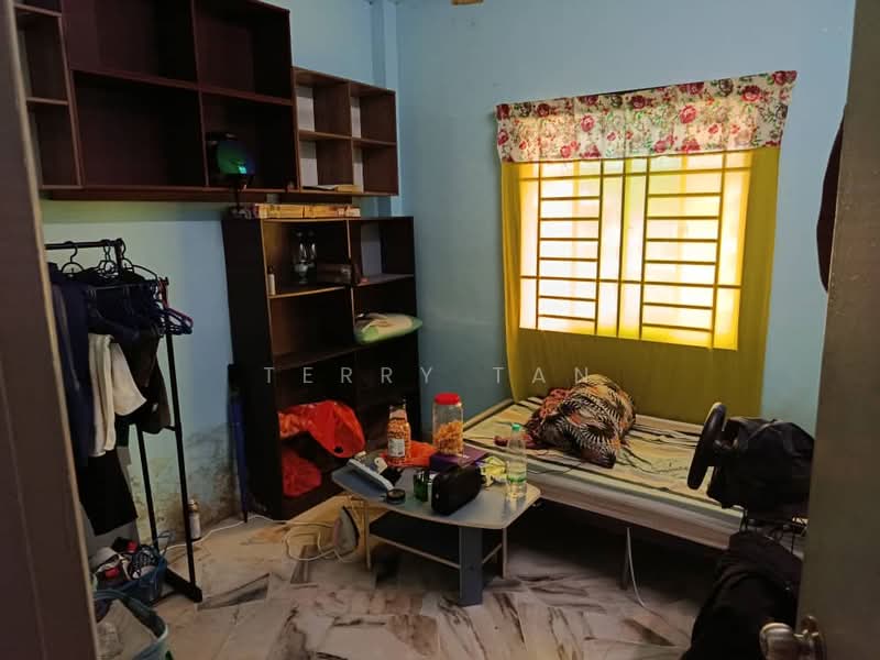 Apartment for Sale at Taman Desa Kempas - Terry Tan - Bedroom - PropertyGuru.com.my