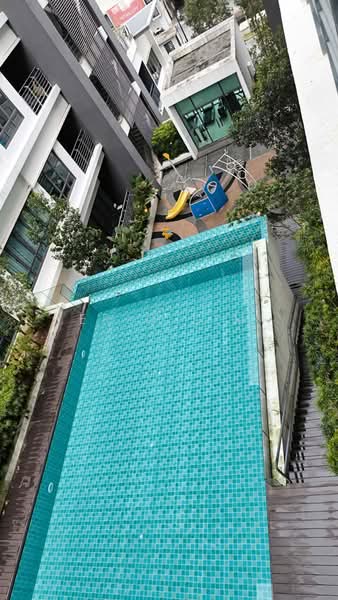 Kondominium untuk Disewa di SeTerra - Eric Lim - Pool - PropertyGuru.com.my
