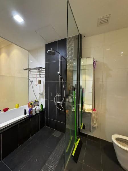 Condominium for Rent at SeTerra - Eric Lim - Bathroom - PropertyGuru.com.my