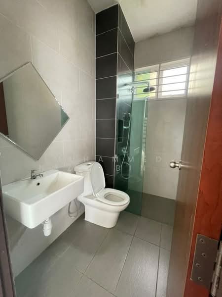 Bungalow for Sale in Bangi (Selangor) - Muhammed Nazri bin Mustapha - Bathroom - PropertyGuru.com.my