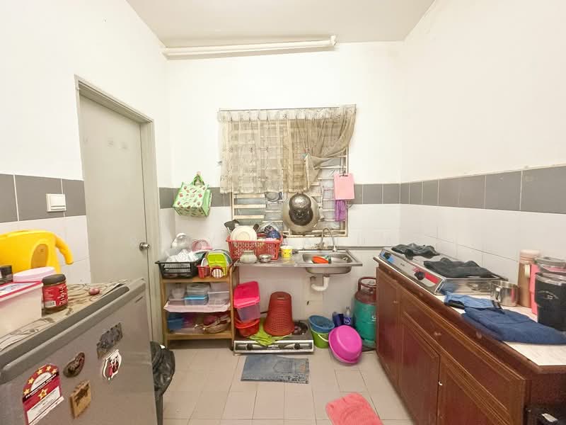 Pangsapuri untuk Dijual di Villa Tropika - Rasyid Anuar - Kitchen - PropertyGuru.com.my
