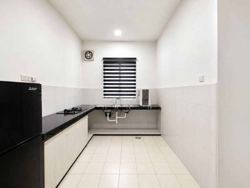 Rumah Teres 2-Tingkat untuk Dijual di Rawang (Selangor) - Visaghan Naidu - Kitchen - PropertyGuru.com.my