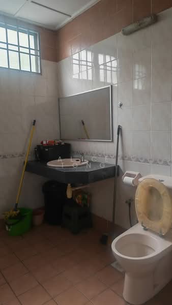 Rumah Teres 2 Tingkat untuk Disewa di Petaling Jaya (Selangor) - Alice Tong - Bathroom - PropertyGuru.com.my