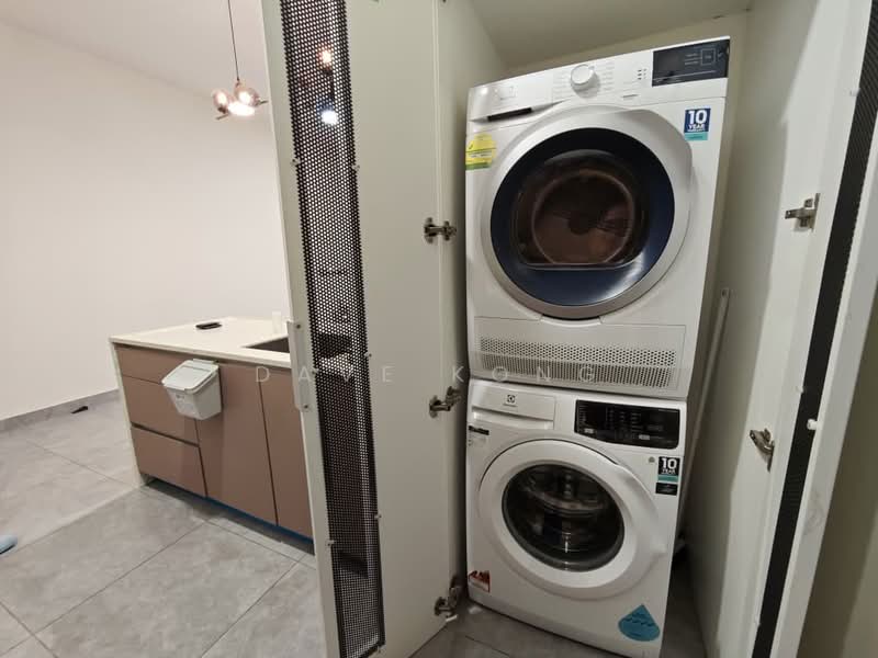 Service Residence for Rent at Millerz Square Serviced Residence - Dave Kong - Washer & Dryer - PropertyGuru.com.my