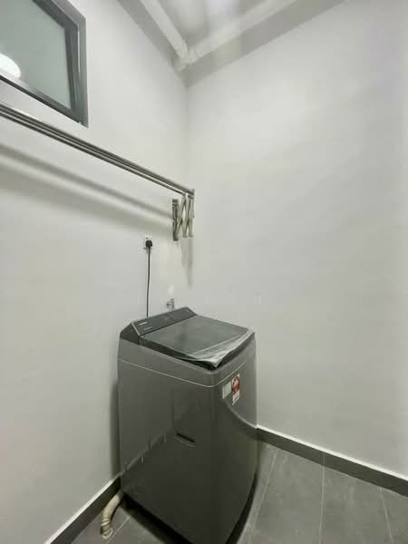 Service Residence for Sale at Twin Tower Residence - TY Tan - Interior - PropertyGuru.com.my
