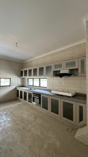 Rumah Banglo untuk Dijual di Taman Laguna (Johor Bahru) - Alan Ler - Kitchen - PropertyGuru.com.my