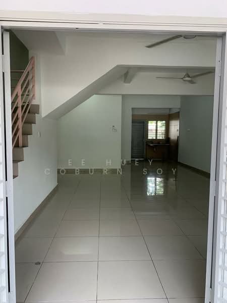 3-storey Terraced House for Rent in Taman Sri Putra 3 (Rawang) - Ee Huey Coburn Soy - PropertyGuru.com.my