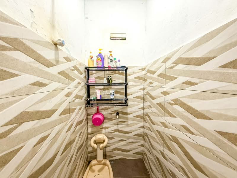 2-storey Terraced House for Sale in Seksyen 18 (Shah Alam) - Yasmin Sulaiman - Bathroom - PropertyGuru.com.my