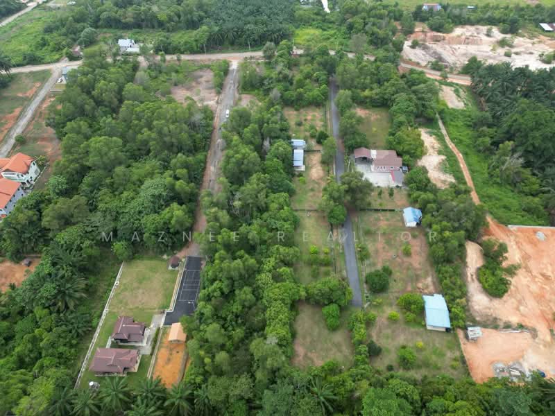 Residential Land for Sale in Dengkil (Selangor) - Maznee Realtor - Exterior - PropertyGuru.com.my