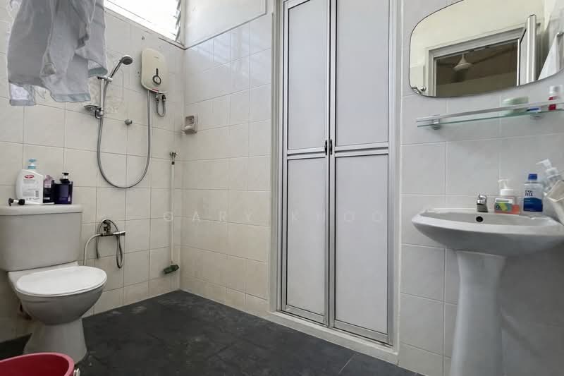 Semi-Detached House for Sale in Fettes Park (Tanjung Tokong) - Gary Khoo - Bathroom - PropertyGuru.com.my