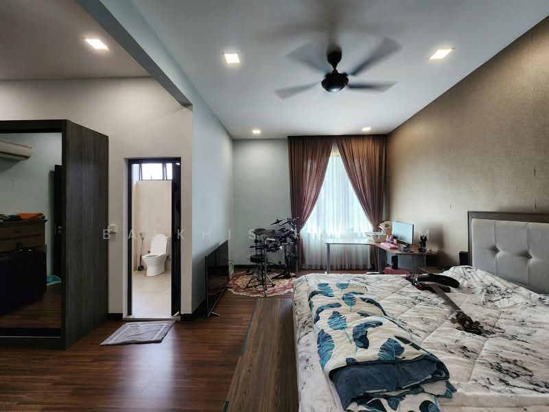 Rumah Teres 2.5 Tingkat untuk Dijual di Bukit Jelutong (Shah Alam) - Balkhis Hashim - Bedroom - PropertyGuru.com.my