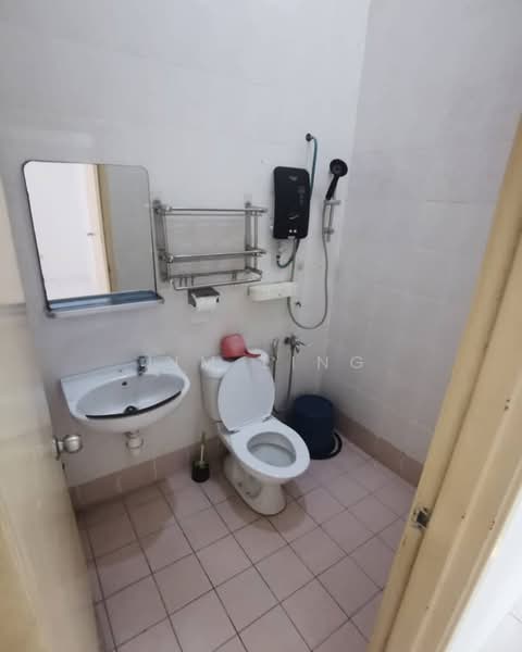 Rumah Teres 2 Tingkat untuk Dijual di Kota Kemuning (Shah Alam) - Jim Ling - Bathroom - PropertyGuru.com.my