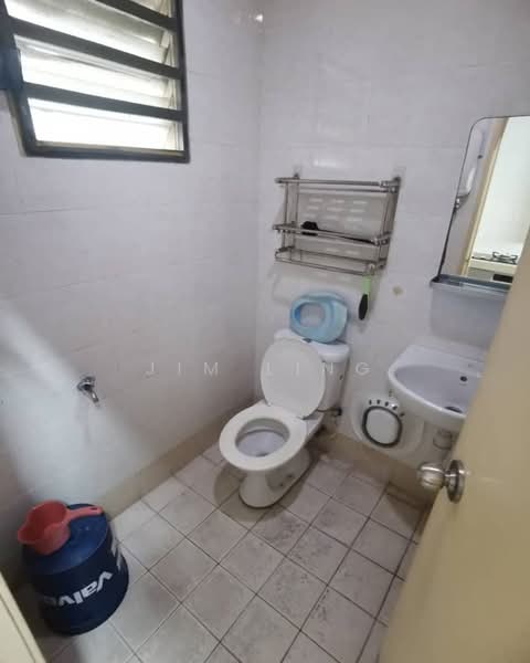 Rumah Teres 2 Tingkat untuk Dijual di Kota Kemuning (Shah Alam) - Jim Ling - Bathroom - PropertyGuru.com.my
