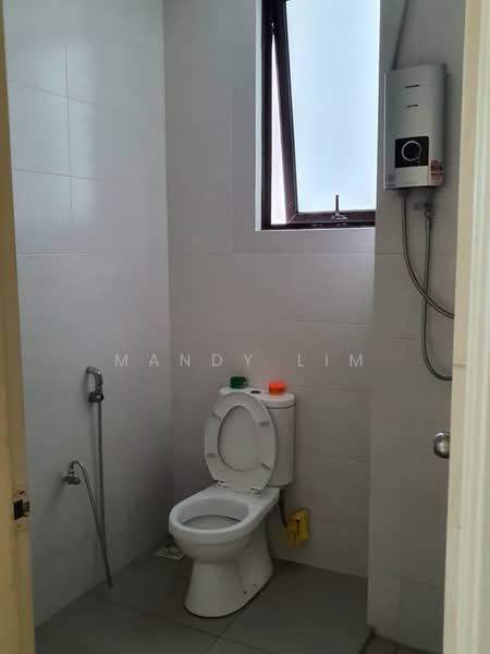 Kondominium untuk Dijual di Serin Residency - Mandy Lim - Bathroom - PropertyGuru.com.my