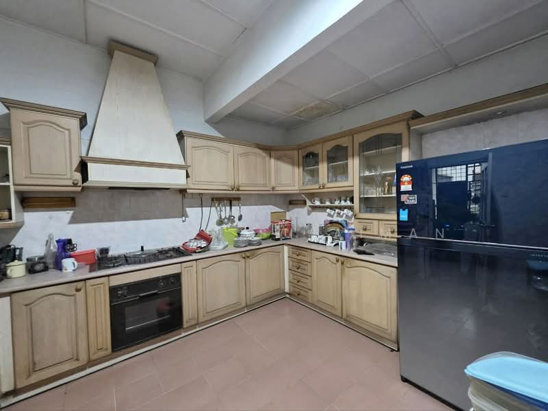 Untuk Dijual - CORNER LOT Semi D Seksyen 3