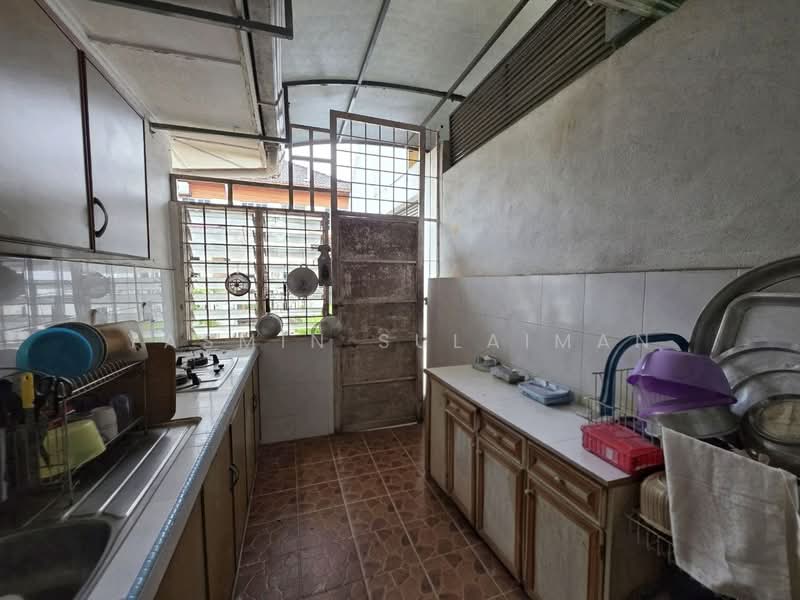 Untuk Dijual - CORNER LOT Semi D Seksyen 3