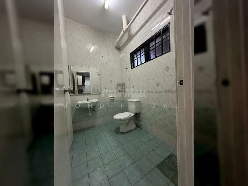 Rumah Teres 2 Tingkat untuk Dijual di Hulu Semenyih (Selangor) - Mohd Faizal - Bathroom - PropertyGuru.com.my
