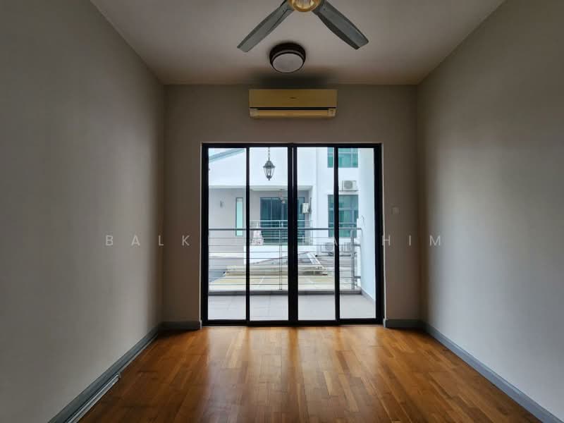 Rumah Berkembar untuk Dijual di Bukit Jelutong (Shah Alam) - Balkhis Hashim - PropertyGuru.com.my