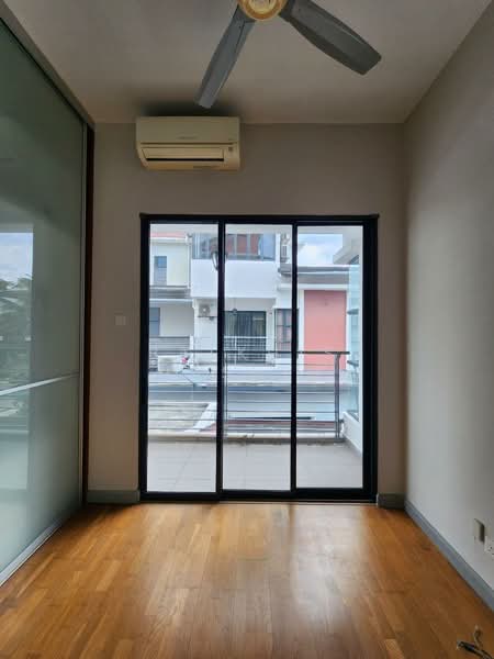 Rumah Berkembar untuk Dijual di Bukit Jelutong (Shah Alam) - Balkhis Hashim - PropertyGuru.com.my