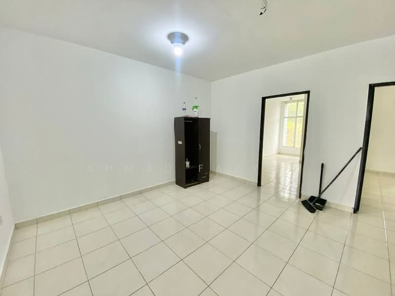 Rumah Teres 3 Tingkat untuk Disewa di Kajang (Selangor) - Ahmad Fayyad - Interior - PropertyGuru.com.my