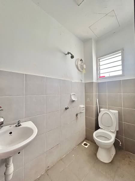 2-storey Terraced House for Sale in Taman Desiran Bayu (Puchong) - Alif Saad - PropertyGuru.com.my