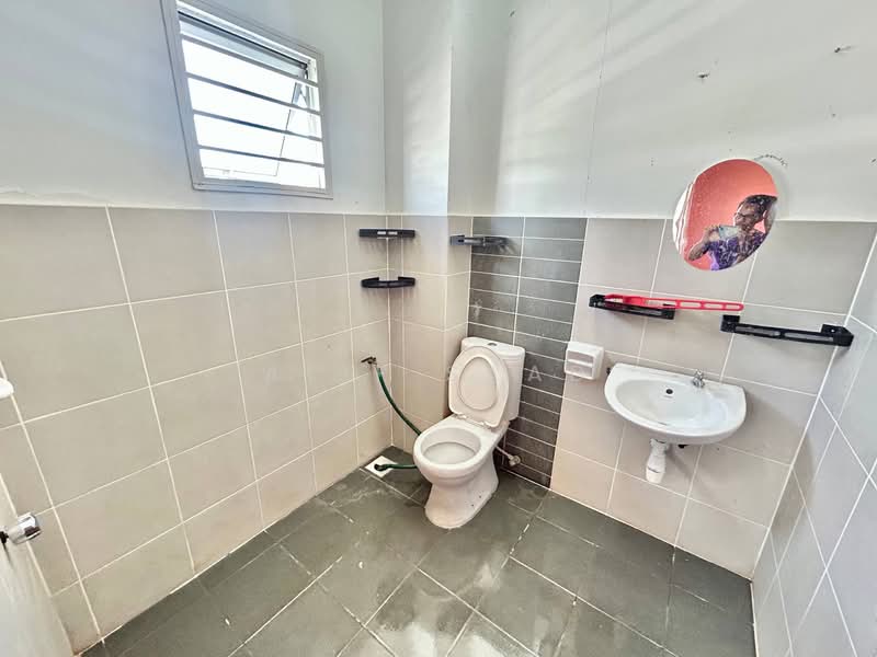 2-storey Terraced House for Sale in Taman Desiran Bayu (Puchong) - Alif Saad - PropertyGuru.com.my