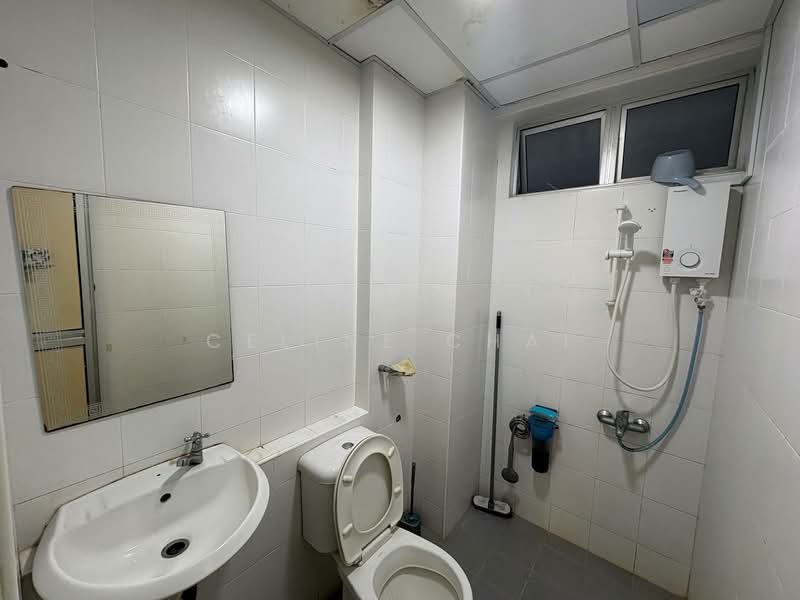 Kondominium untuk Disewa di Hillview Loft - Celine Chai - Bathroom - PropertyGuru.com.my
