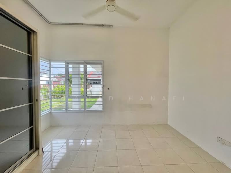 Rumah Berkembar untuk Dijual di Seksyen 29 (Shah Alam) - Mohamad Hanafi - PropertyGuru.com.my