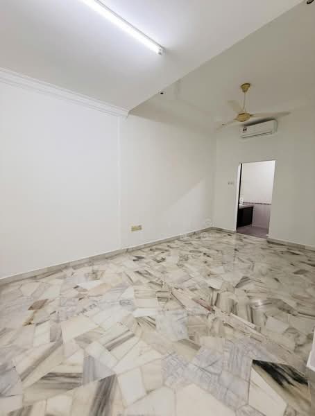 Rumah Teres 1 Tingkat untuk Dijual di Taman Molek (Johor Bahru) - Huiling Cheong - PropertyGuru.com.my