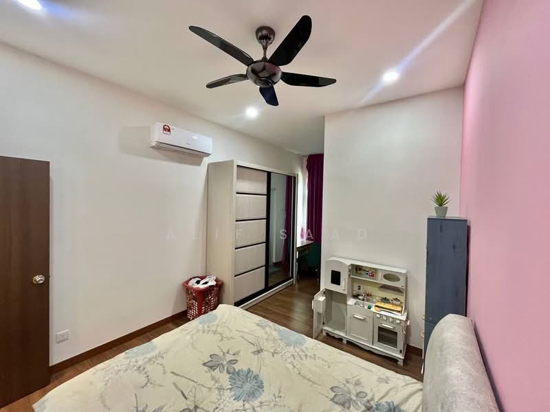 Rumah Teres untuk Dijual di Kajang (Selangor) - Alif Saad - PropertyGuru.com.my