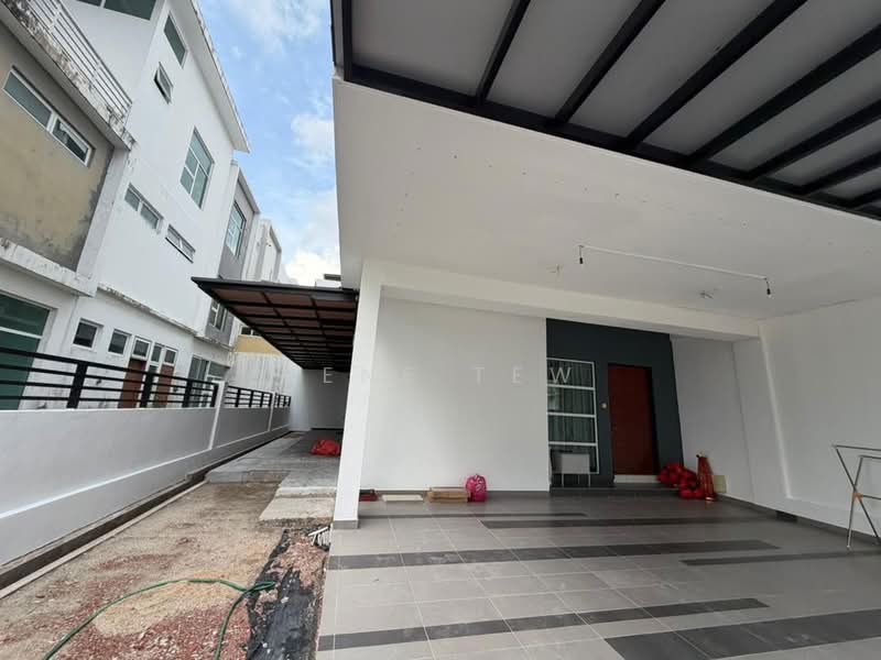 For Rent - Taman Austin Heights