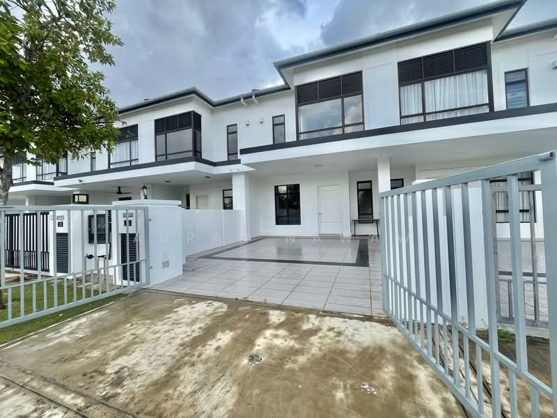 Rumah Teres 2 Tingkat untuk Dijual di Puncak Alam (Selangor) - Fauran Nawawi - PropertyGuru.com.my