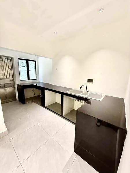 2-storey Terraced House for Sale in Permas Jaya (Johor Bahru) - Sze Lee - PropertyGuru.com.my