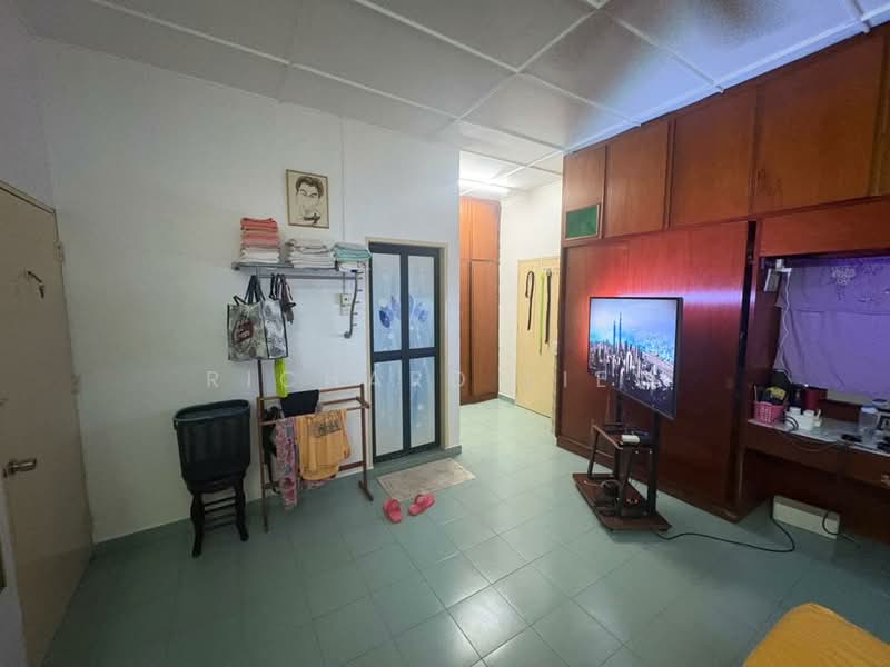 Rumah Teres 2 Tingkat untuk Dijual di SS2 (Petaling Jaya) - Richard Liew - Living Room - PropertyGuru.com.my