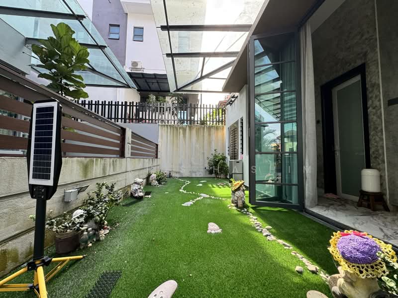 Semi-Detached House for Sale in Sungai Buloh (Selangor) - Balkhis Hashim - Exterior - PropertyGuru.com.my