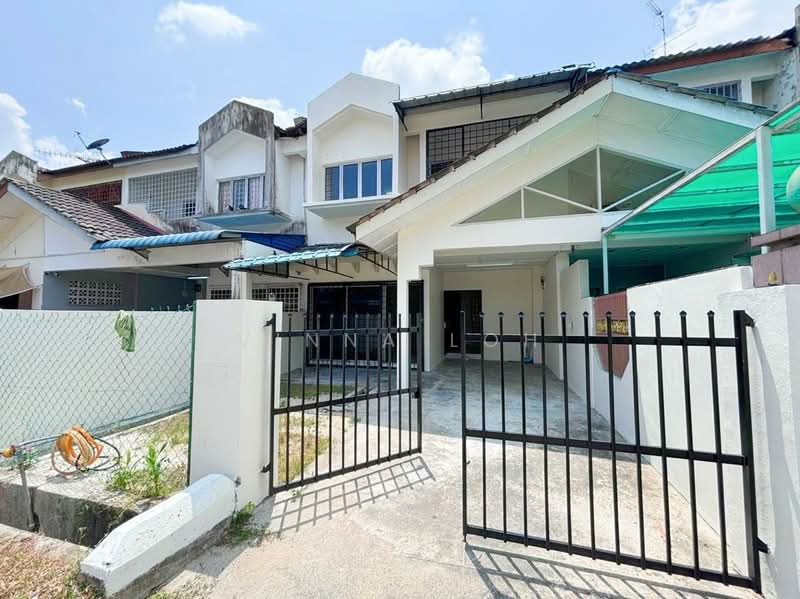 Rumah Teres 2 Tingkat untuk Disewa di Johor Bahru (Johor) - Vinna Loh - Exterior - PropertyGuru.com.my