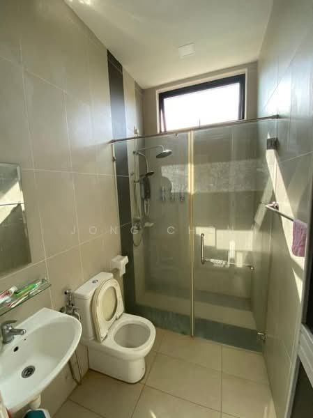 Rumah Kluster untuk Dijual di Taman Mount Austin (Tebrau) - Jong Chen - Bathroom - PropertyGuru.com.my