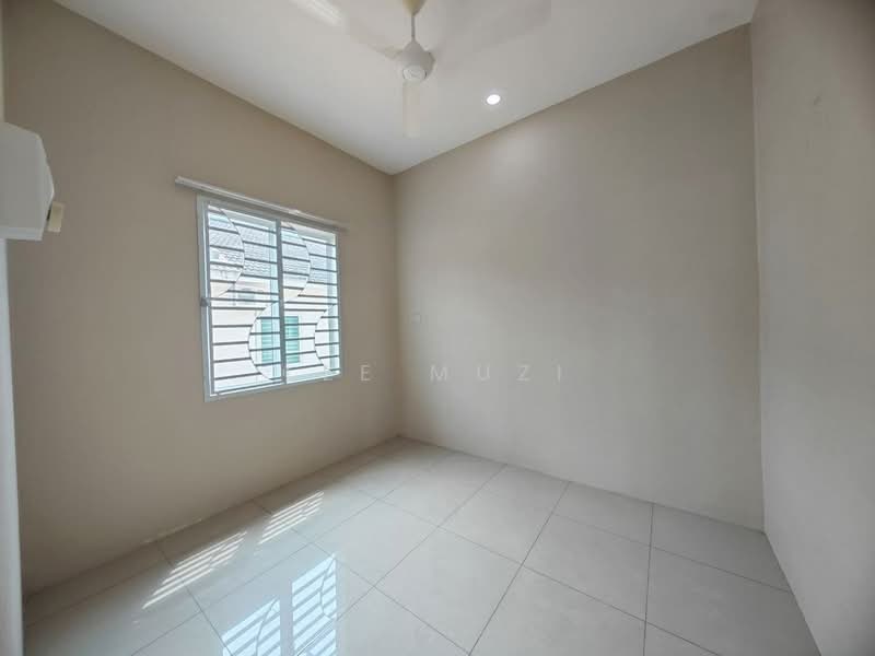 1-storey Terraced House for Sale in Tambun (Perak) - Lee Muzi - Interior - PropertyGuru.com.my