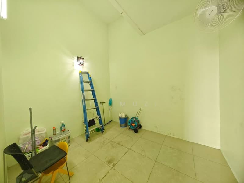 1-storey Terraced House for Sale in Tambun (Perak) - Lee Muzi - Interior - PropertyGuru.com.my