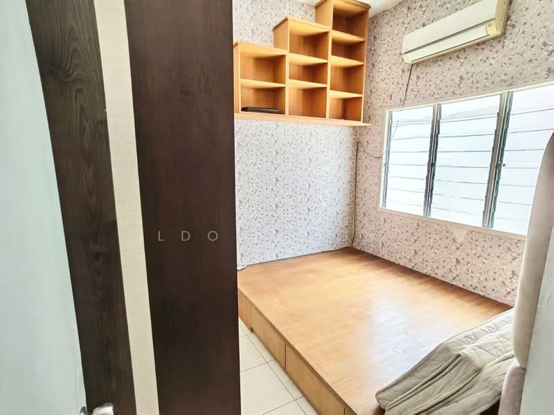 Townhouse for Sale in Bandar Saujana Putra (Tanjong Duabelas) - Eldon Chong - Bedroom - PropertyGuru.com.my