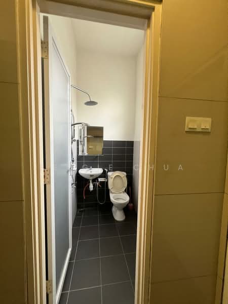 2-storey Terraced House for Rent in Setia Tropika (Johor Bahru) - Peggie Chua - Bathroom - PropertyGuru.com.my