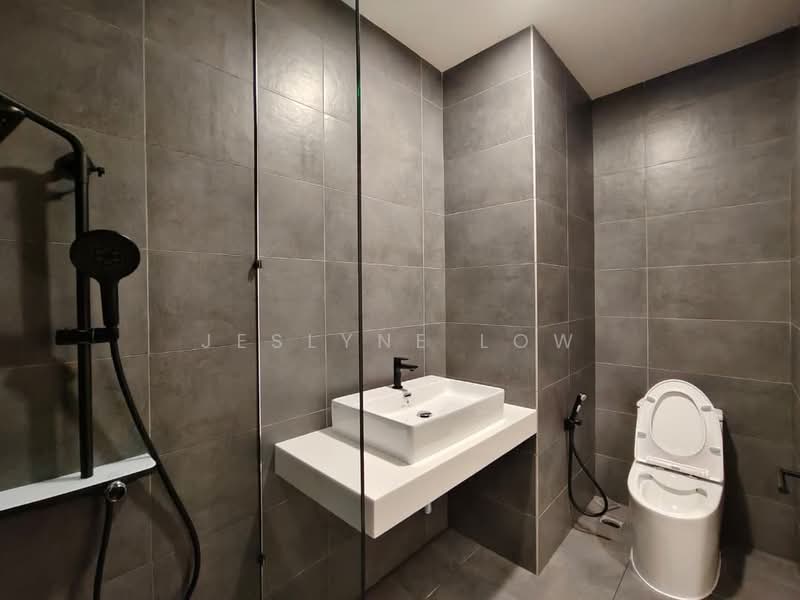 Servis Apartment untuk Disewa di The Mate @ Damansara Jaya - Jeslyne Low - Bathroom - PropertyGuru.com.my