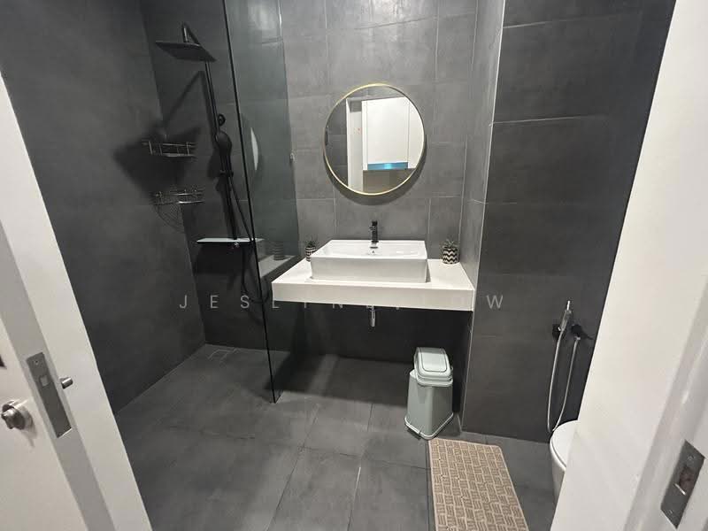 Service Residence for Rent at The Mate @ Damansara Jaya - Jeslyne Low - Bathroom - PropertyGuru.com.my